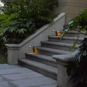 Đèn LED gắn âm tường chiếu chân NSL1121A Ánh Sáng Vàng
